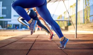 Alongamento estático x dinâmico: entenda a diferença e o que realmente funciona na corrida