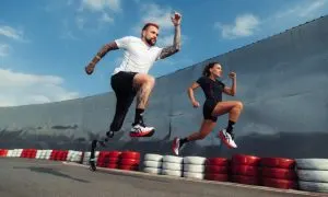 ASICS e marca Senna lançam GEL-Nimbus™ 25 Senna