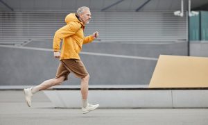 Correr Após os 40 Anos: Cuidados e Exercícios Necessários