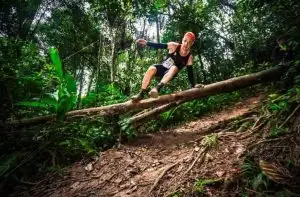 Atletas do Trail Run encaram o desafio de correr na Floresta Amazônica neste fim de semana