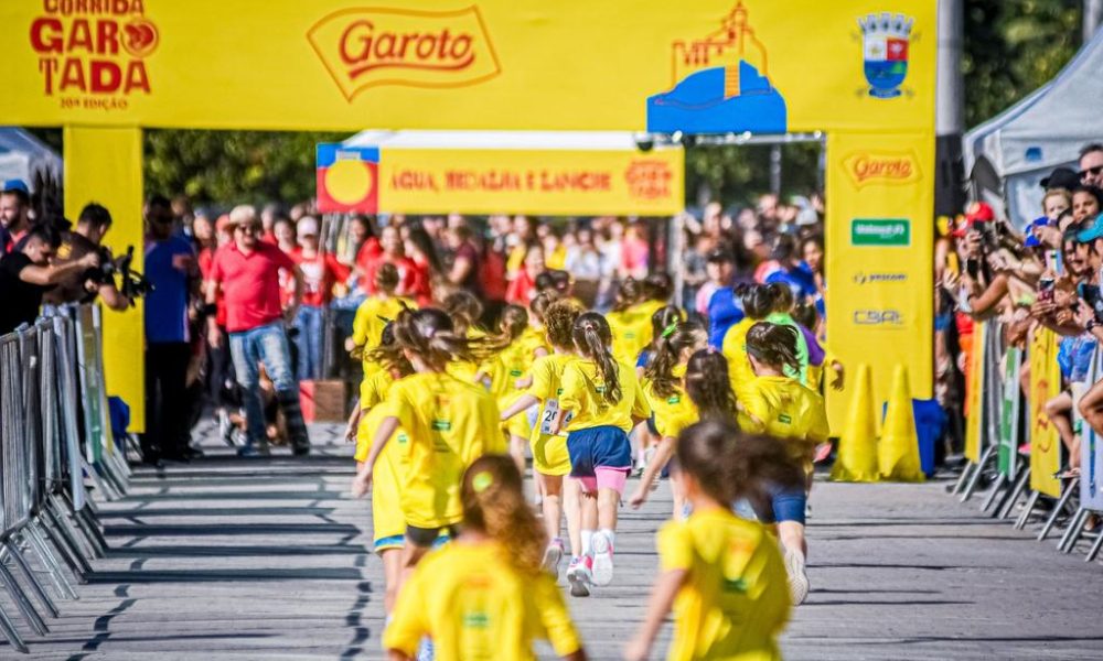 Corrida Dez Milhas Garoto bate recorde de inscritos e encerra com 15 mil participantes