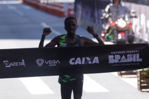 São Silvestre 2024: Quenianos dominam e brasileira brilha no pódio