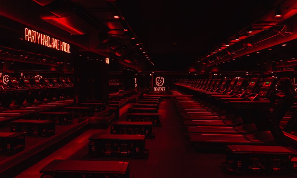 Race Bootcamp inaugura experiência que transforma o treino em um novo espaço de encontro e lifestyle
