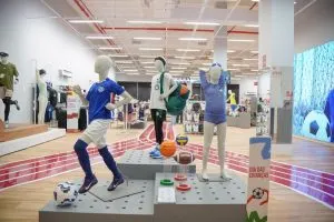 Black Friday da Centauro tem descontos de até 75% e reforça estratégia omnicanal do varejo esportivo