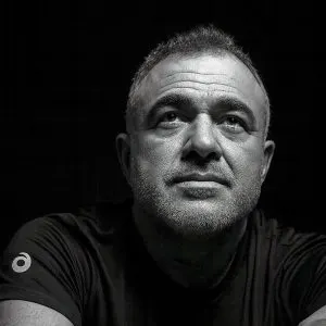 Dr. Eduardo Castro