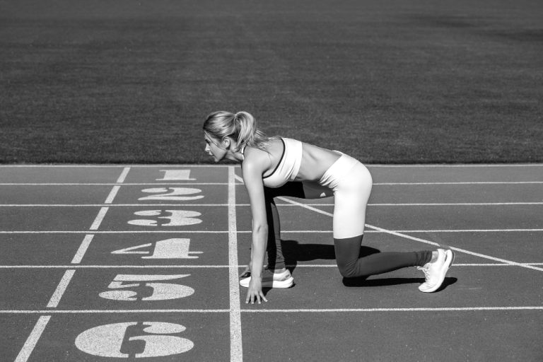 Conforto que sustenta a corrida: o que a medicina esportiva observa nos novos tênis tecnológicos