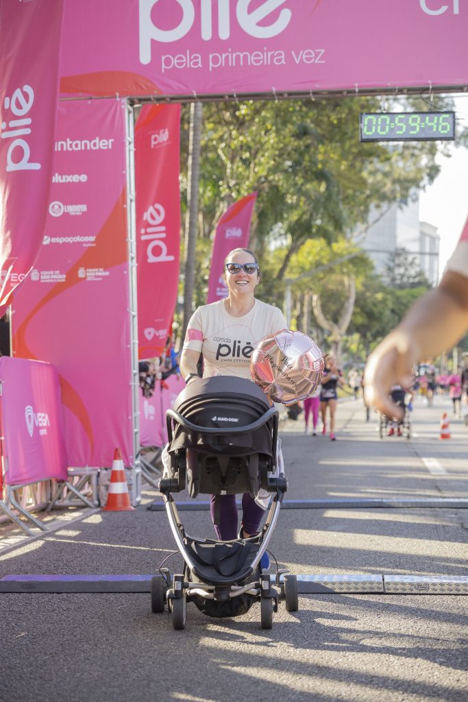 Mais que uma corrida: Plié Pela Primeira Vez transforma o Dia das Mães em encontro de gerações