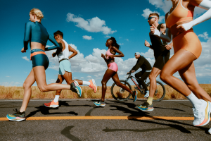 Do pace de elite para a esteira: Under Armour leva desafio inspirado em Sharon Lokedi à Avenida Paulista