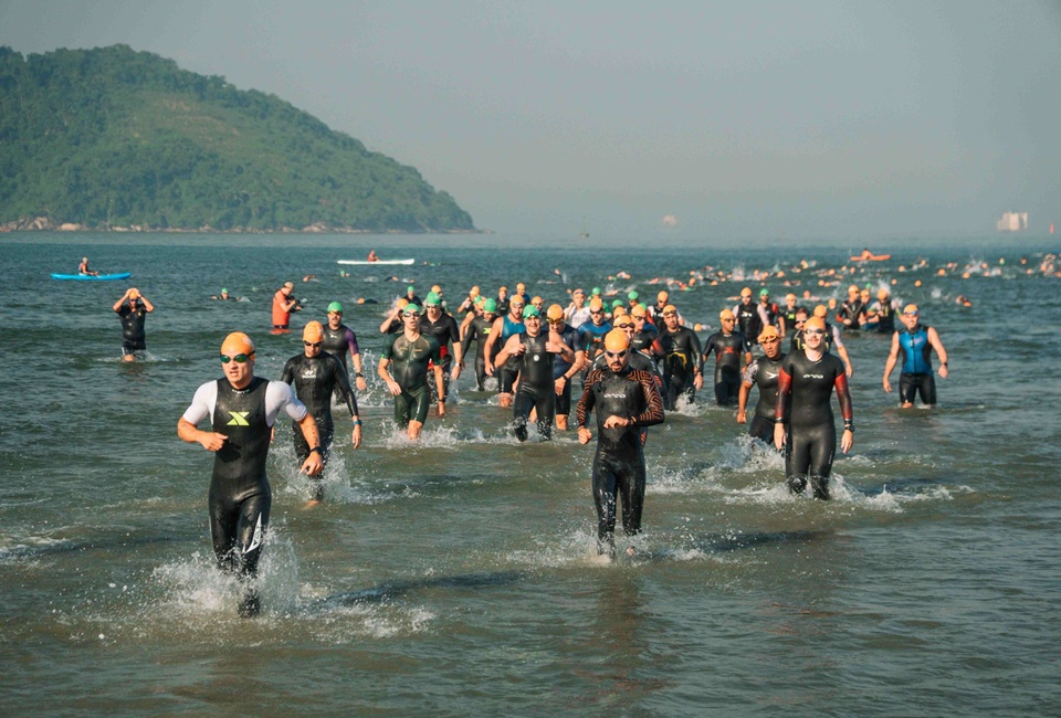 Troféu Brasil de Triathlon celebra 35 anos e reúne quase 600 atletas em Santos