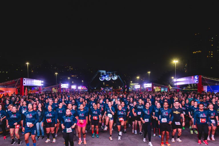 Santander Night Run transforma Campo Grande em palco de corrida, música e experiência noturna