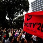 Mais de 500 corredores participam da Shakeout Run da Nike na véspera da SP City Marathon