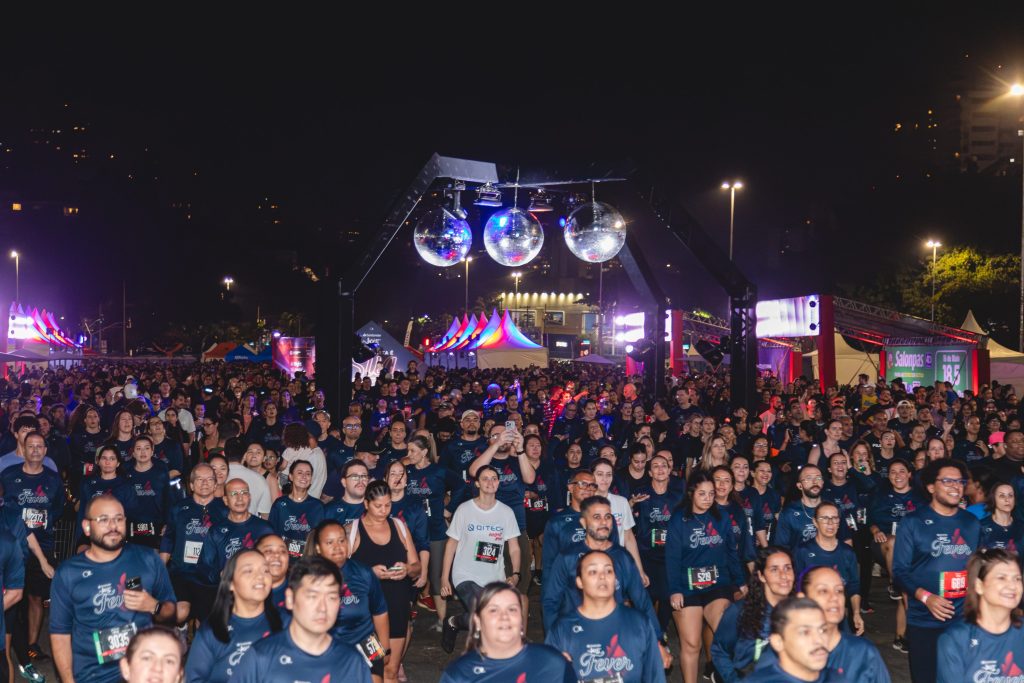 Santander Night Run agita a noite de Goiânia com largada no Parque Areião