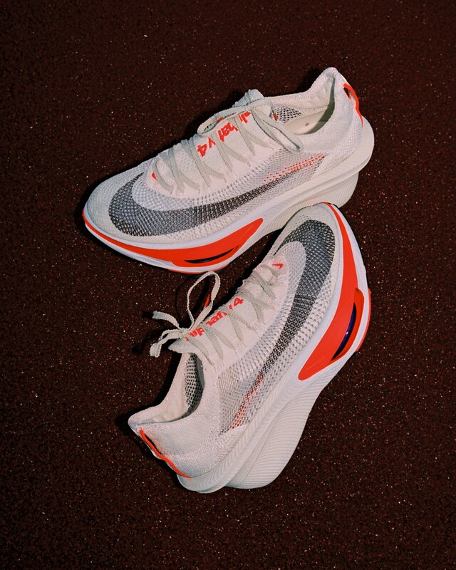 NIKE ALPHAFLY 4 - 1
