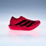 adidas apresenta Adizero Adios Pro 5, novo supertênis para competições