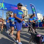 Corrida Prezunic leva 3 mil pessoas e caminhada pet friendly à orla de Copacabana