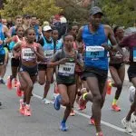 Maratona de Frankfurt 2026: Jirata Dinki e Zeineba Yimer vencem sob chuva, e alemã Blanka Dörfel brilha na estreia