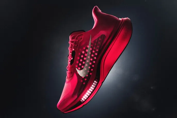 Nike Pegasus Plus 2 leva a velocidade dos dias de prova para os treinos do dia a dia