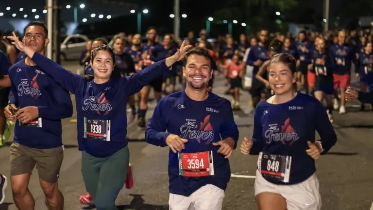 Foz do Iguaçu recebe uma das principais corridas noturnas do Brasil