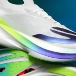Skechers AERO Elite, o “supertênis” de corrida, chega ao Brasil e reforça atuação da marca no setor de running