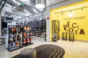 velocita-black-friday-run-2026-interior-da-loja